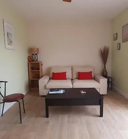 Apartment Tsara